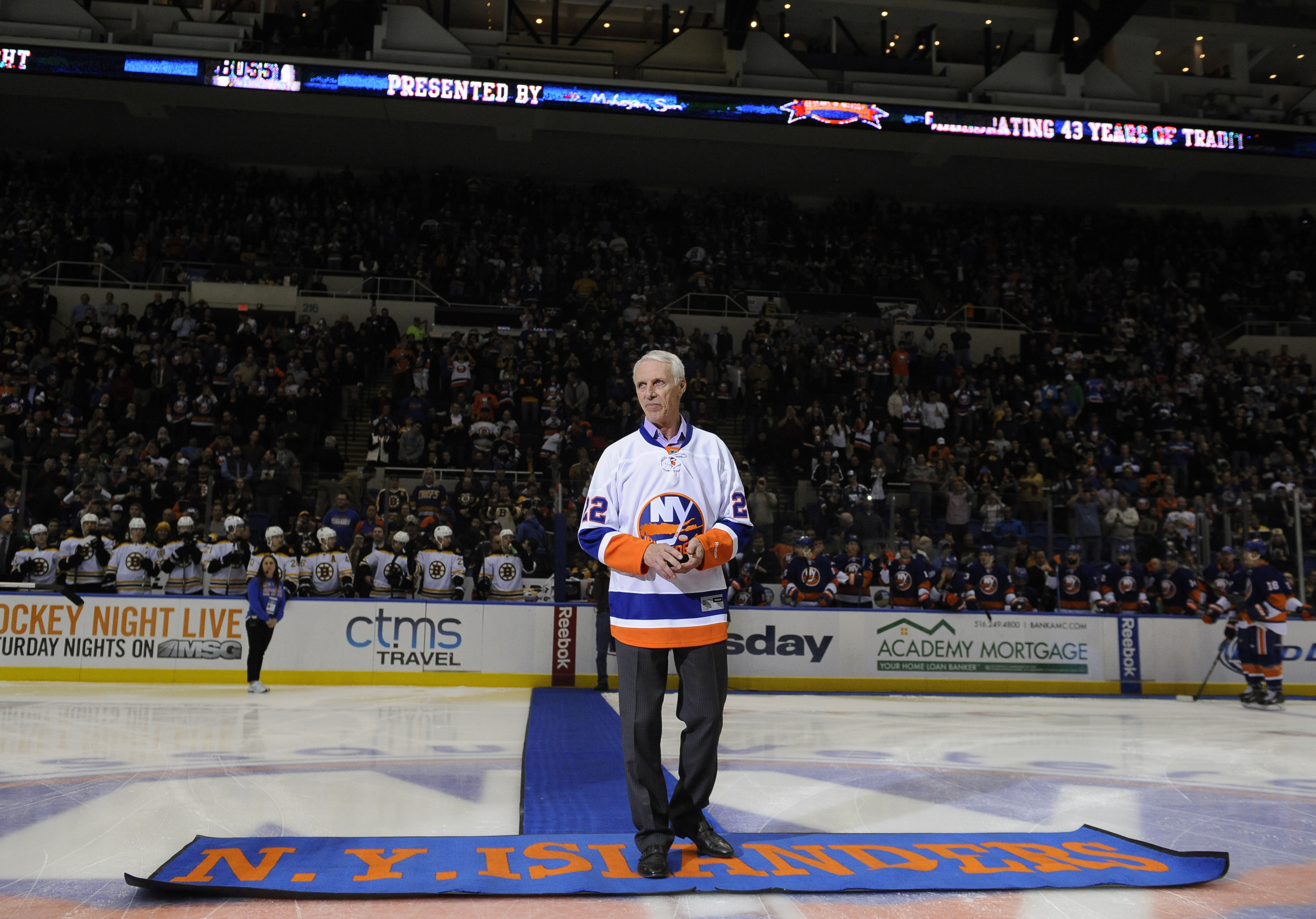 Islanders great Mike Bossy reveals he almost teamed up with Wayne