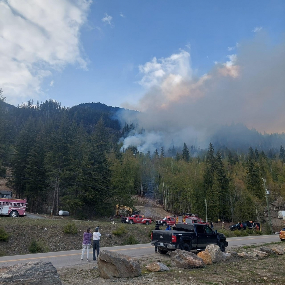 The fire near St. Ives displayed courtesy of the North Shuswap Kicker. 