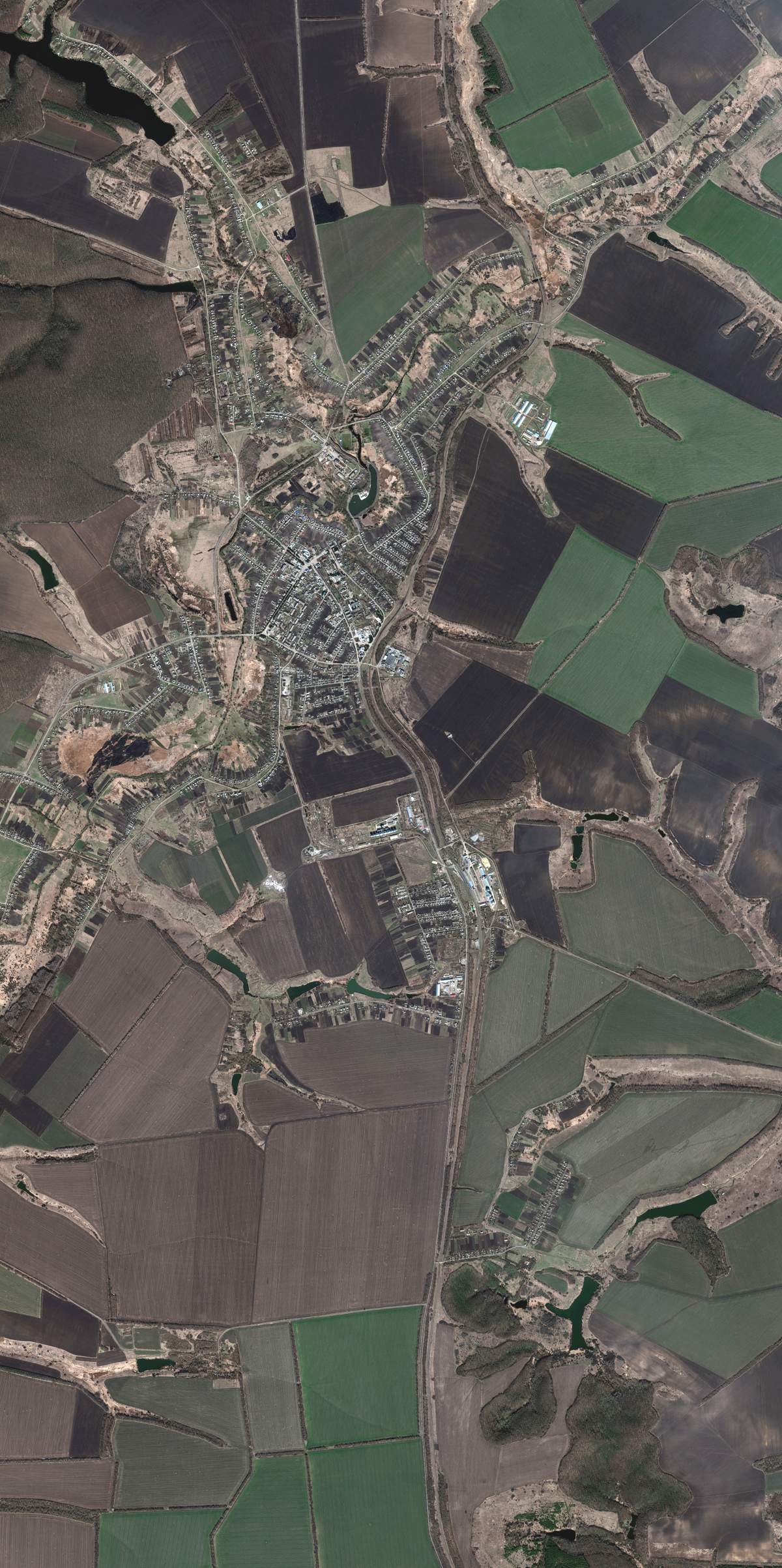 UkraineMaxarDonbasApril11