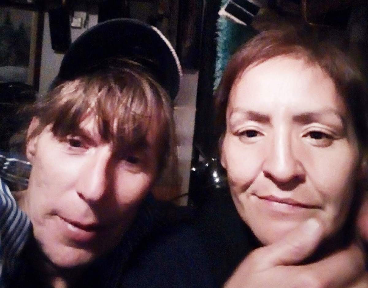 Wally Wemp (L) and Rochelle Aginas (R) pictured in 2017.