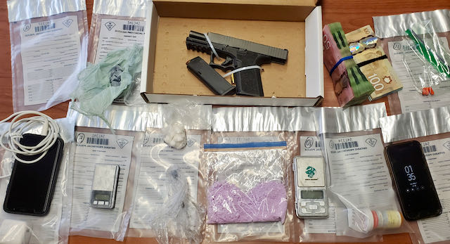 Peterborough County OPP seized a variety of drugs and a loaded handgun from a residence in Peterborough on April 7, 2022.