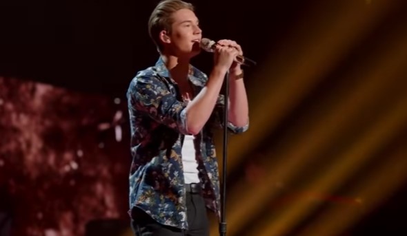 Kamloops singer Cameron Whitcomb won over American Idol viewers and cracked the Top 20.