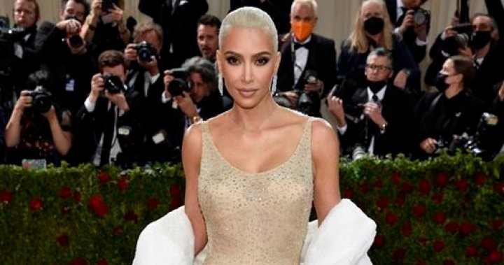 Kim Kardashian addresses claims she damaged Marilyn Monroe’s dress – National | Globalnews.ca