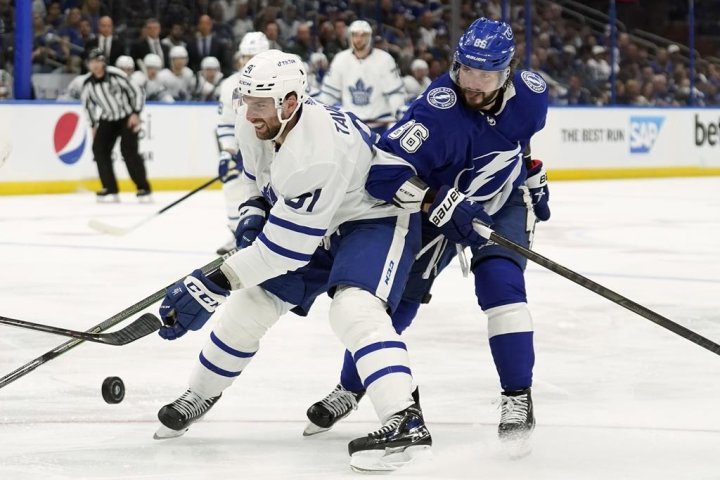 Leafs captain John Tavares struggling offensively with Lightning series tied 2-2