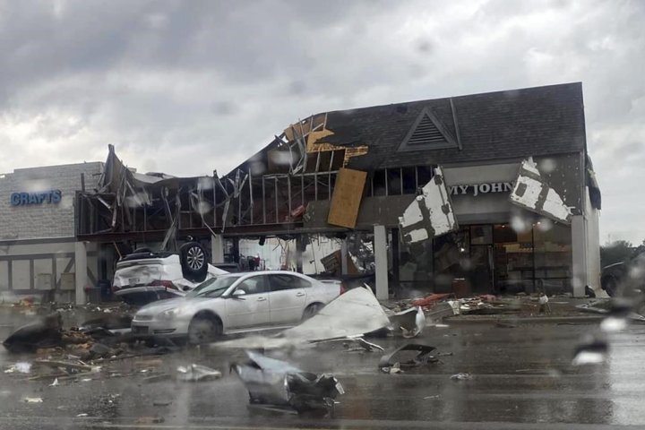 1 dead after rare tornado rips through northern Michigan town, inflicting major damage