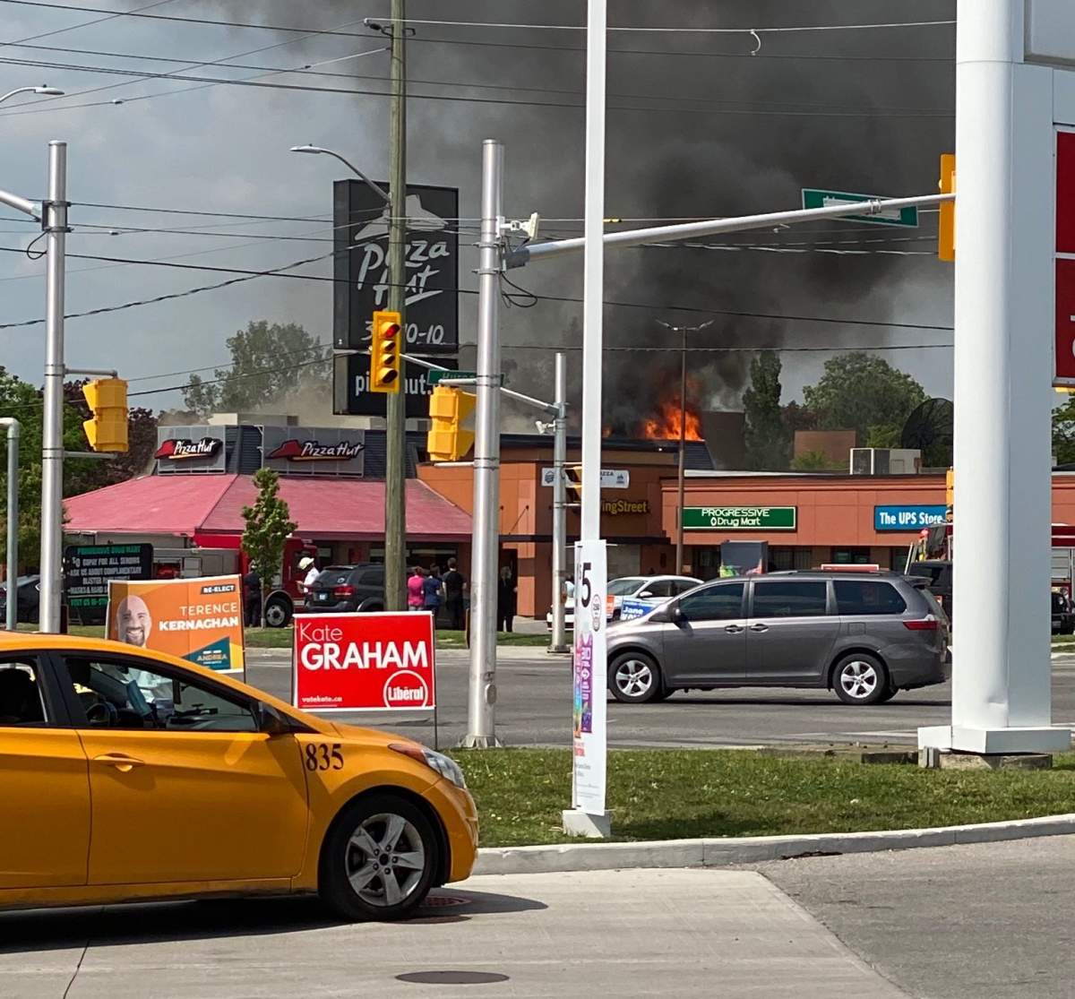 Damage from northeast London, Ont. Pizza Hut blaze estimated at over $1M: fire officials - image