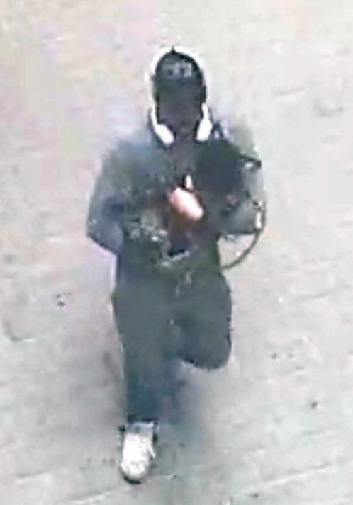 Suspect sought in Assault investigation,
King Street West and Blue Jays Way area.