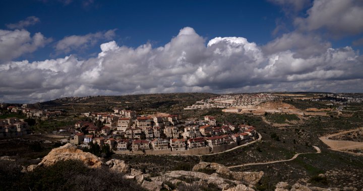 Israel set to approve 4,000 new settler homes in West Bank, minister says