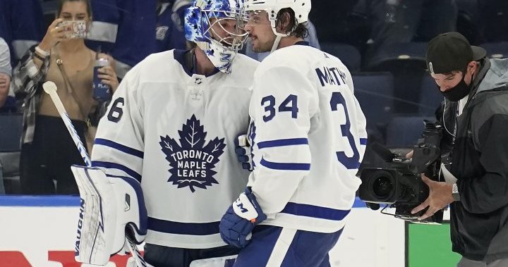 Campbell makes 32 saves, Maple Leafs beat Lightning to take series lead