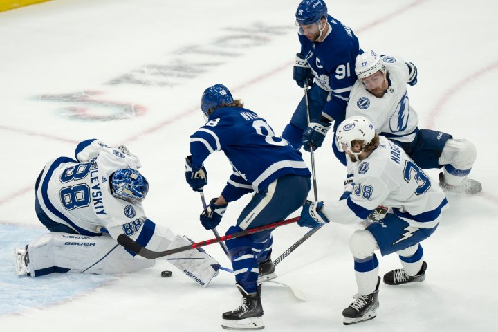 Lightning head back to Tampa one loss away from elimination after 4-3 loss to Toronto Maple Leafs