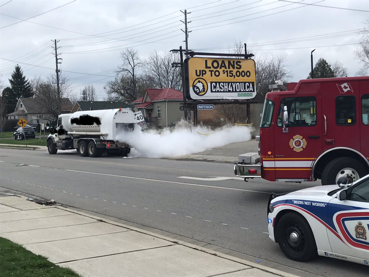 London Fire Hazmat level 2 response to a commercial delivery vehicle leaking a compressed gas at Dundas & Saskatoon. 
