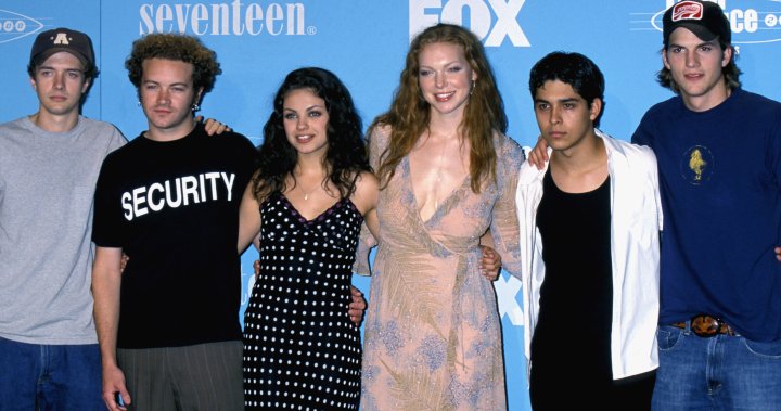 ‘That ’70s Show’ returns for sequel with original stars, this time in the ’90s