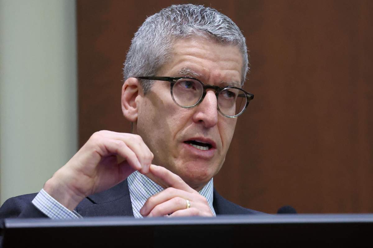 Dr. Richard Gilbert, an orthopedic surgeon, testifies at the Fairfax County Circuit Courthouse in Fairfax, Virginia, on May 26, 2022.