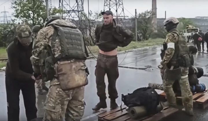 Ukrainian soldiers surrendering from Mariupol considered prisoners of war: Red Cross