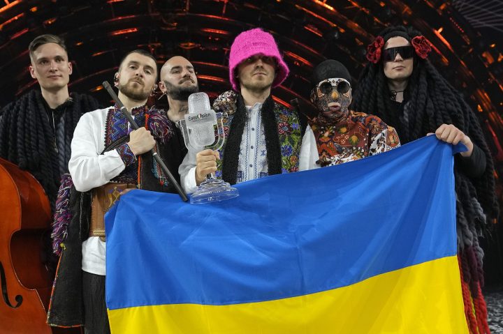 Ukrainian band wins 2022 Eurovision contest amid Russian invasion