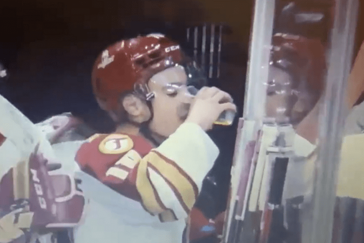 Hockey player chugs fan’s beer after team’s 3-0T winner in QMJHL playoffs
