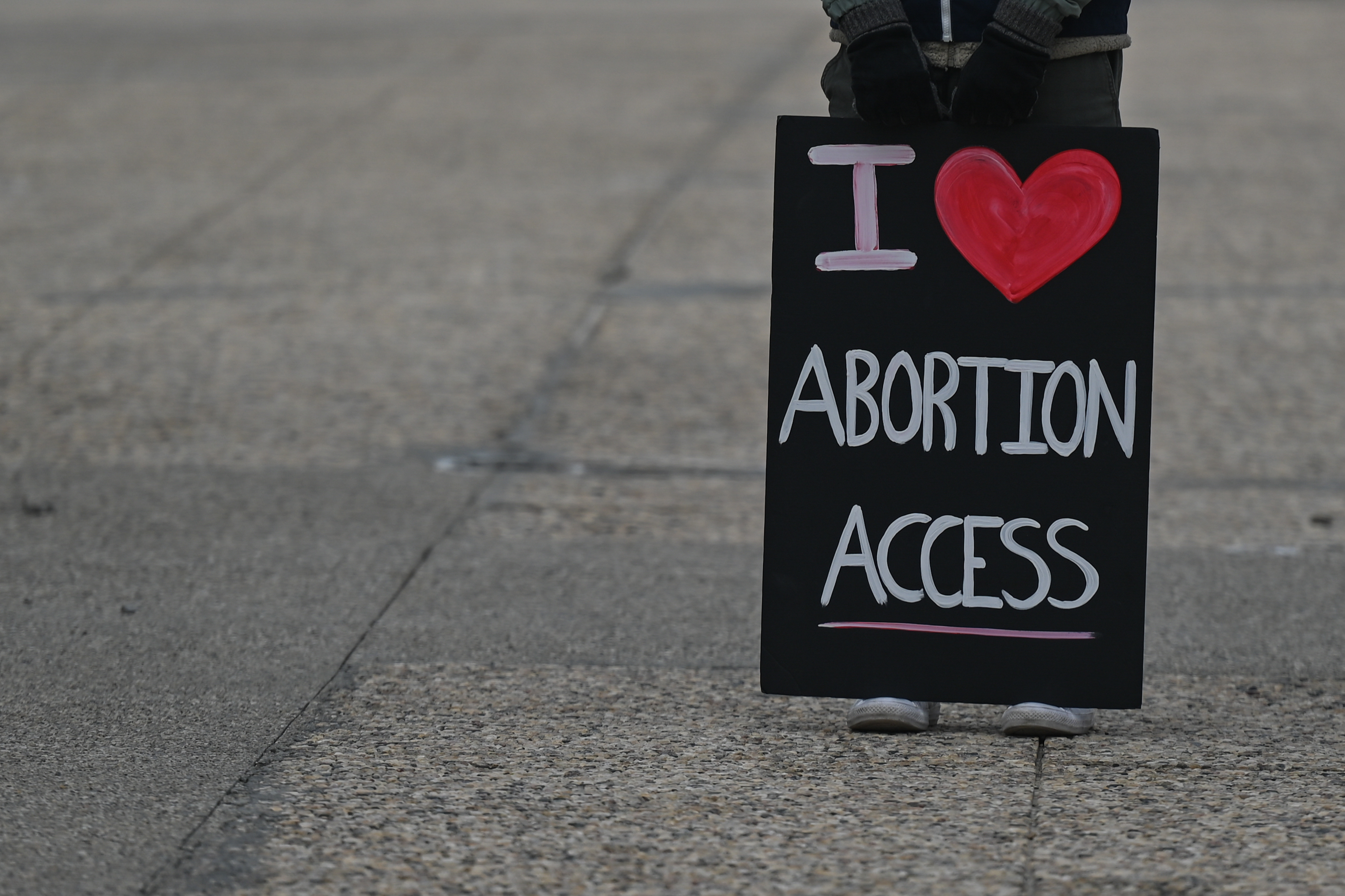 Nationwide abortion bill would backfire in Canada as it did in the U.S.,  experts say - National | Globalnews.ca
