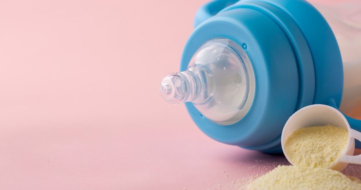 U.S. milk banks see surge sparked by baby formula shortage