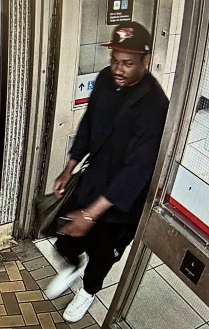 Police are seeking to locate a man wanted in connection with a robbery investigation in Toronto.