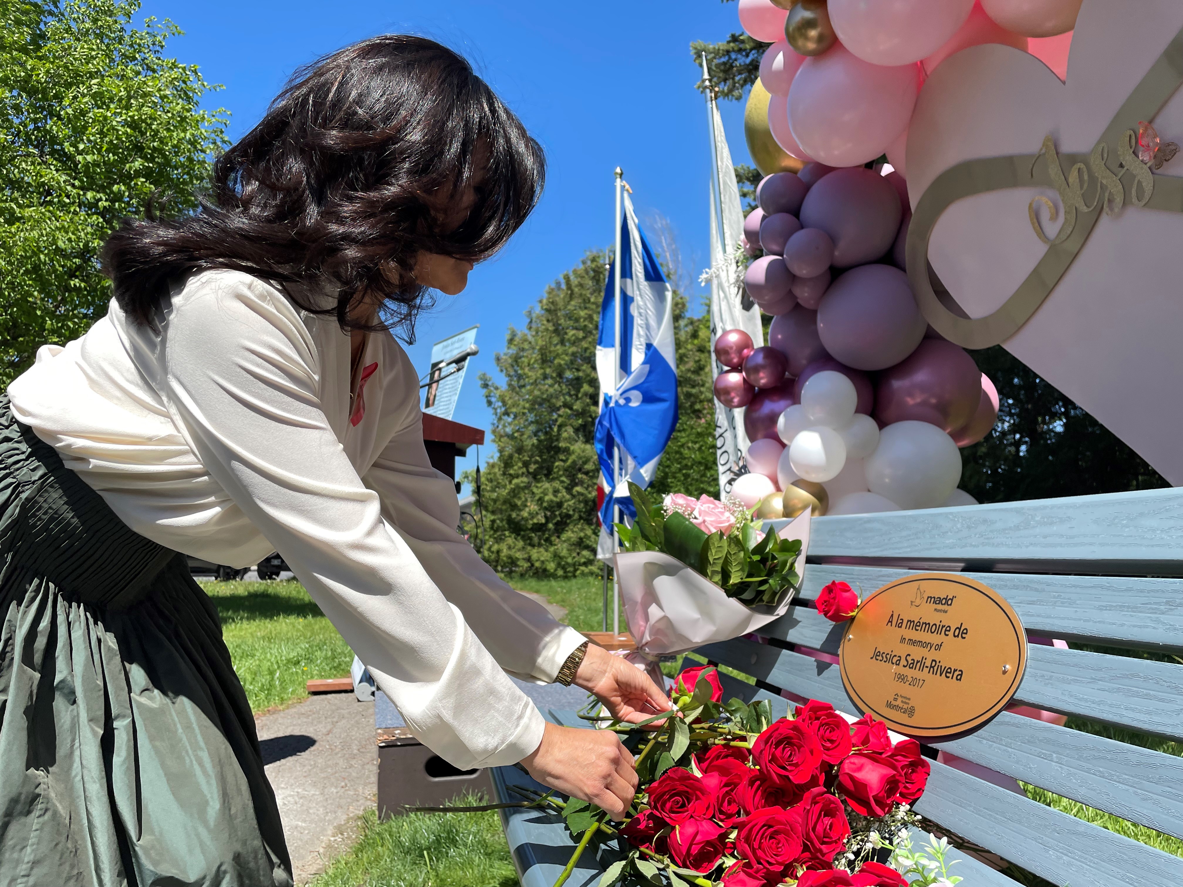 Коалицията Avenir Québec ще възстанови скърбящите родители на жена убита