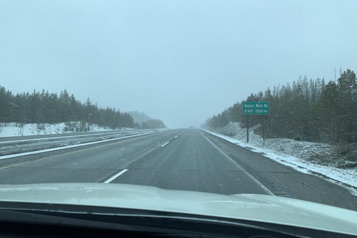 Heavy rain and wet snow hits Okanagan Connector, Kootenay Pass