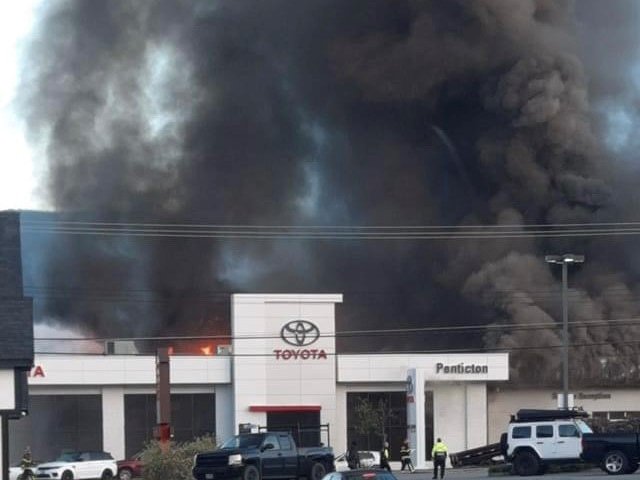 Fire at Penticton Toyota dealership ‘developed rapidly’ Wednesday morning