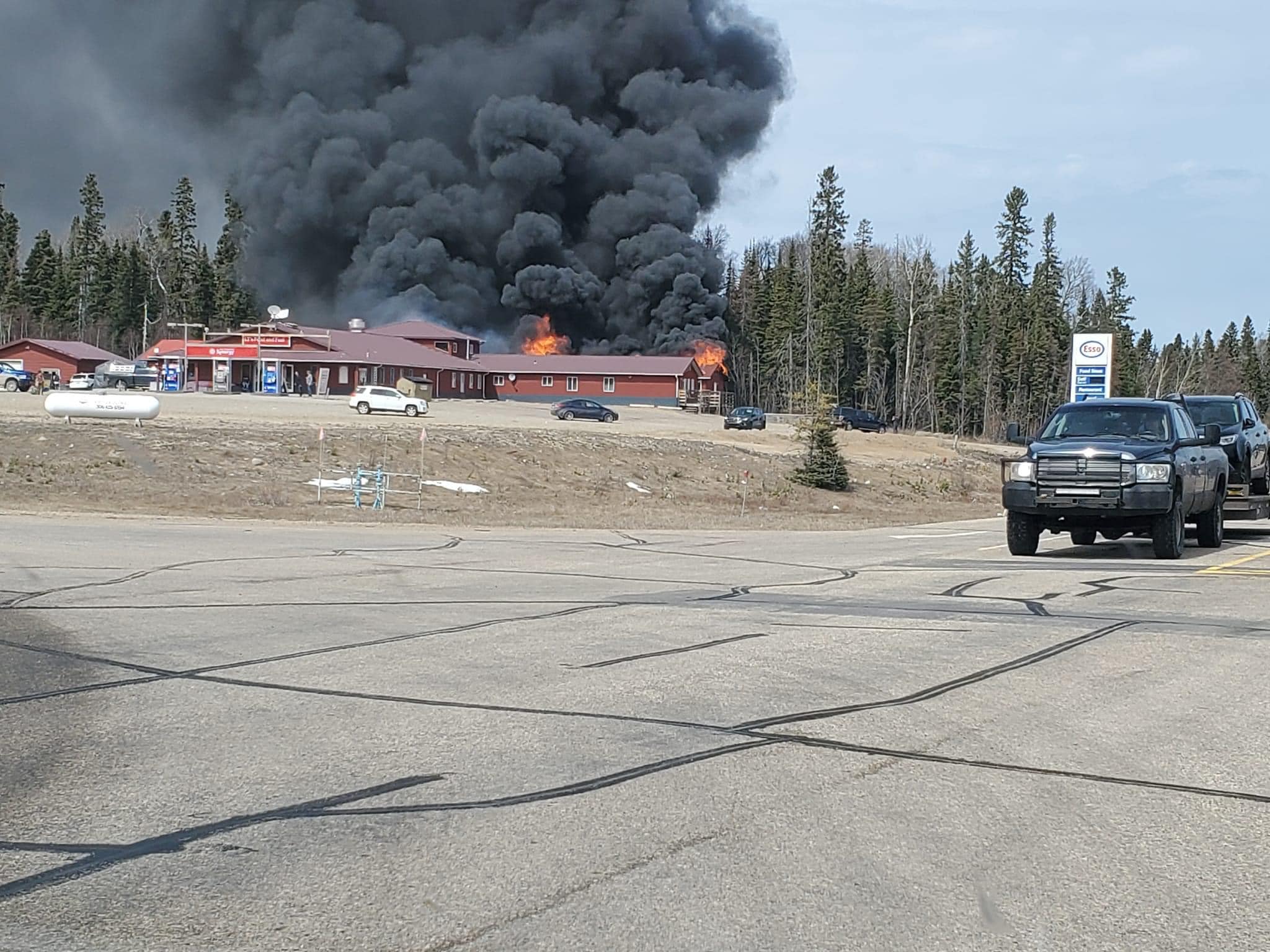 Northern Sask. Fire Crews Battle Blaze Near Prince Albert National Park ...