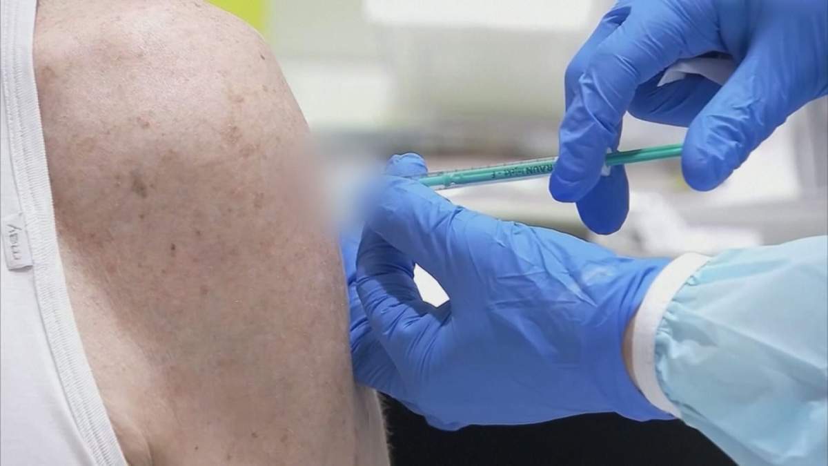 A COVID-19 vaccine is administered. Peterborough Public Health reports 200 active cases of COVID-19 on July 13, 2022.