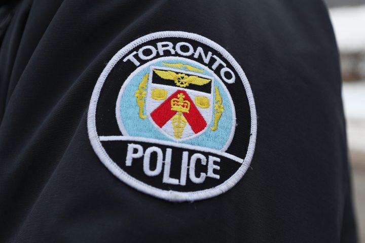 Police seek to identify suspect after assault reported in Toronto