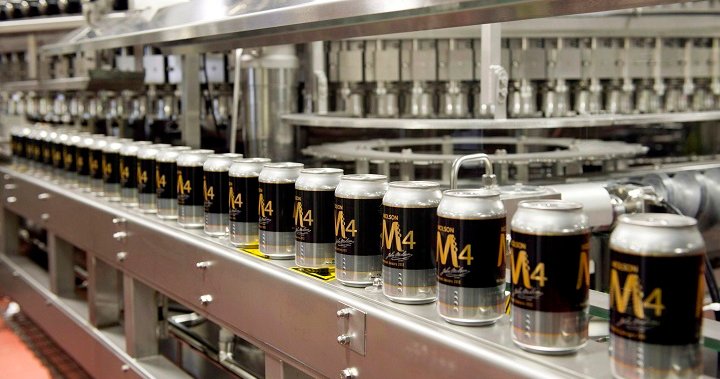 Molson strikes tentative deal with striking brewery workers