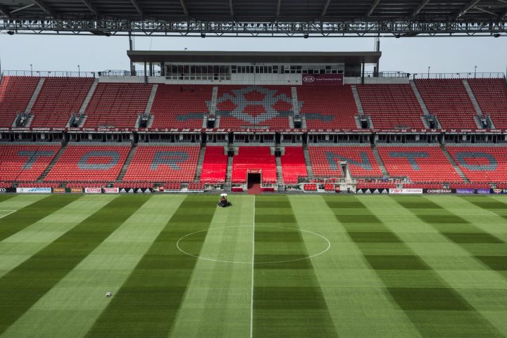 Правителството на Ford потвърди че ще изпрати на Торонто почти