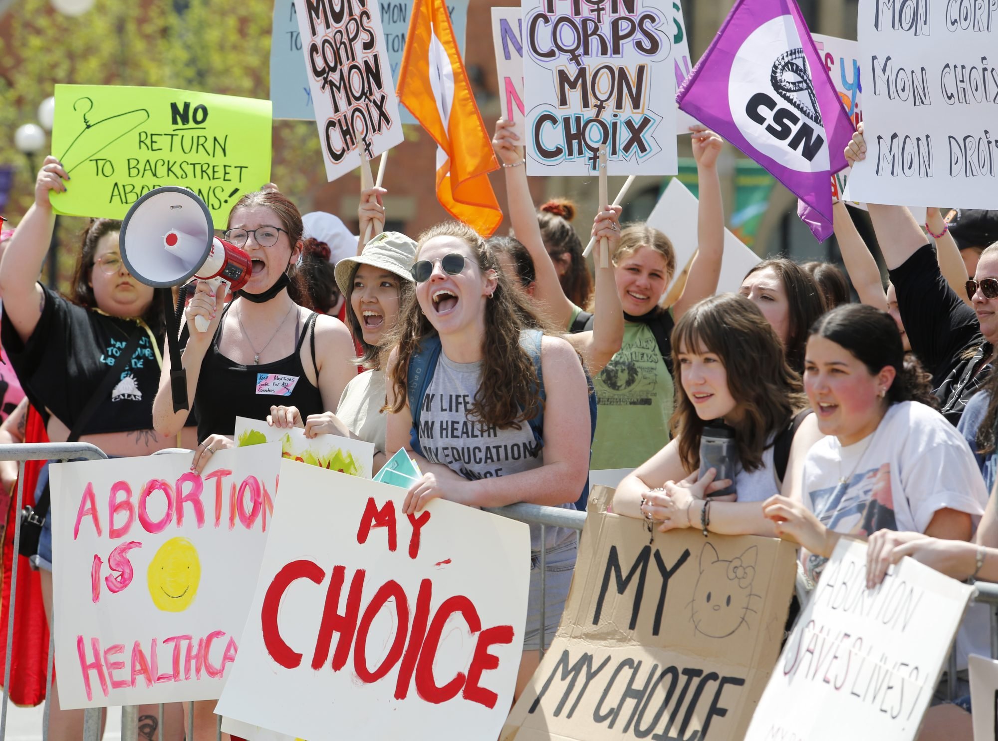 Canada faces struggles to become abortion safe haven after Roe v. Wade  ruling: experts - National | Globalnews.ca