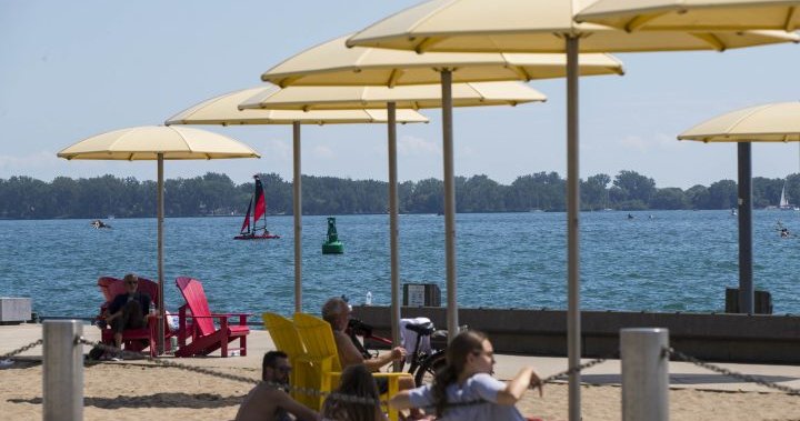 Heat warning continues for Toronto, Windsor as temperatures hit 30s