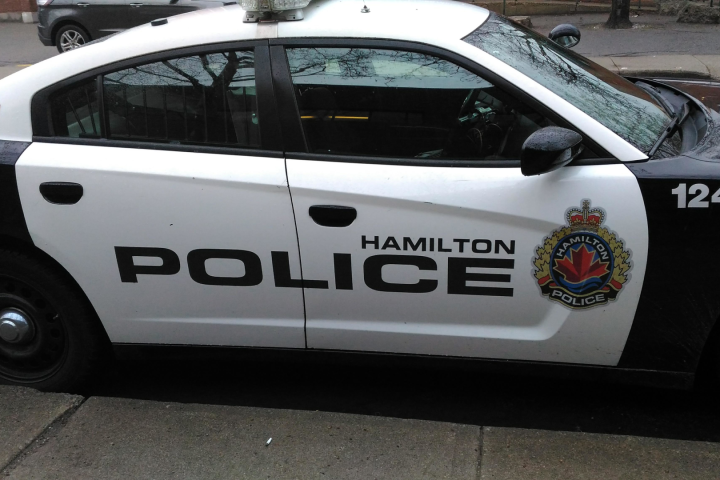Police seek suspect in machete assault in downtown Hamilton park