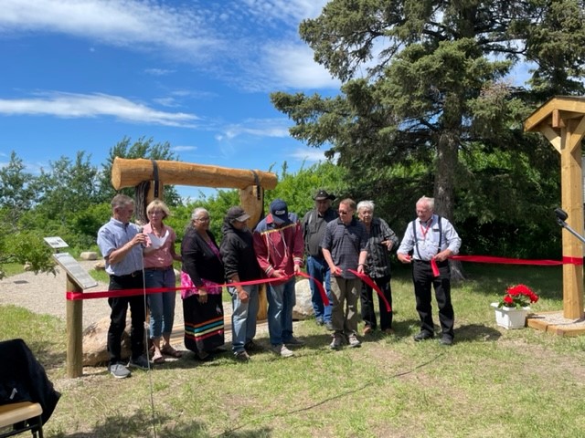 Stoney Knoll Nation interpretive site launched near Laird - image
