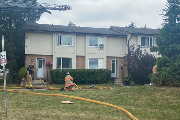 Estimated $600K damaged pegged to London, Ont. townhouse fire