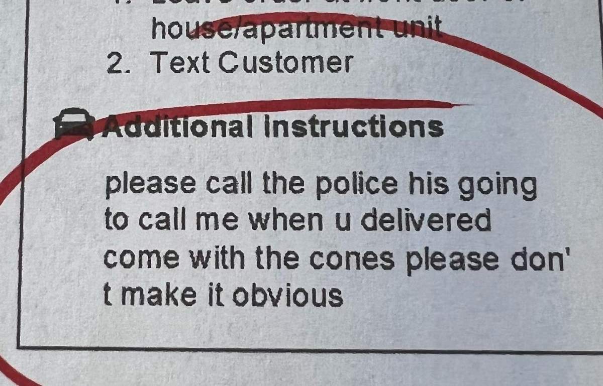 The Chipper Truck Cafe shared a photo of the woman's plea for help that she included in the delivery instructions.