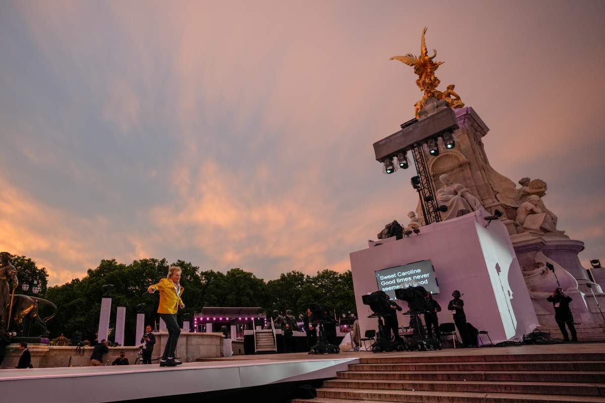 The Queen's Platinum Jubilee concert got underway at Buckingham Palace.