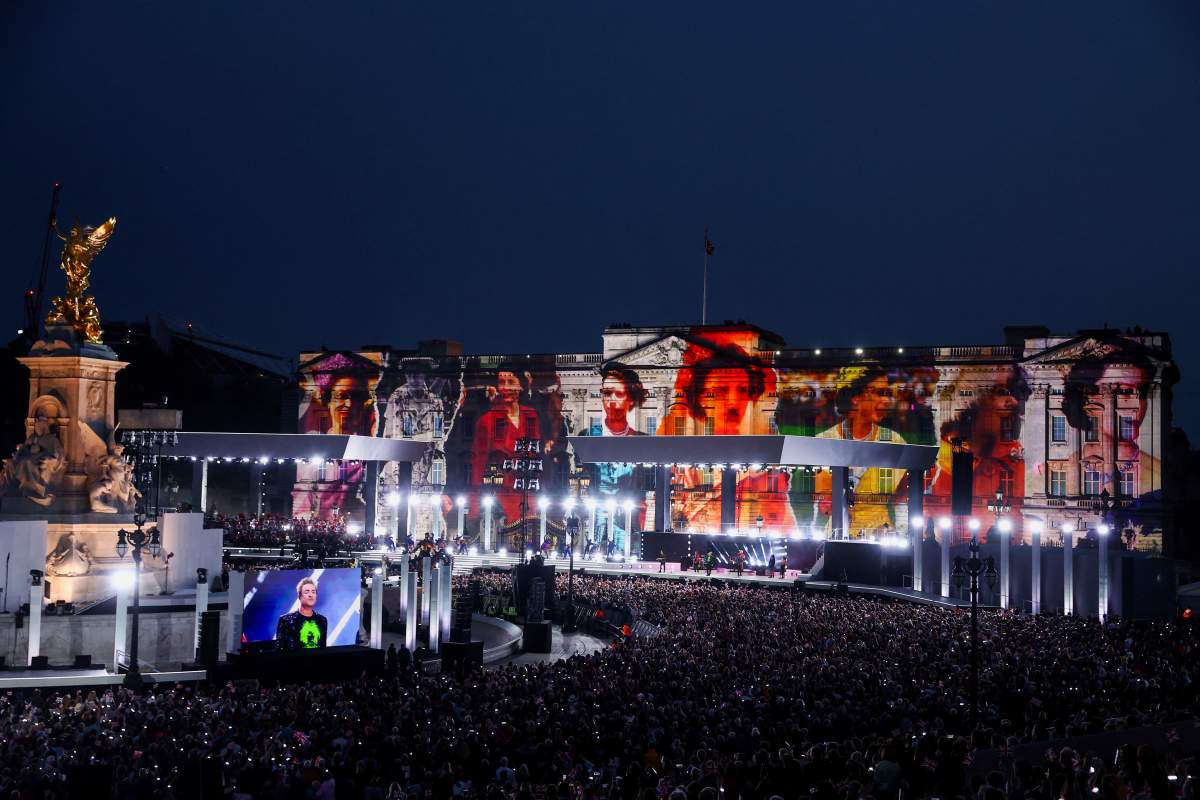 The Queen's Platinum Jubilee concert got underway at Buckingham Palace.