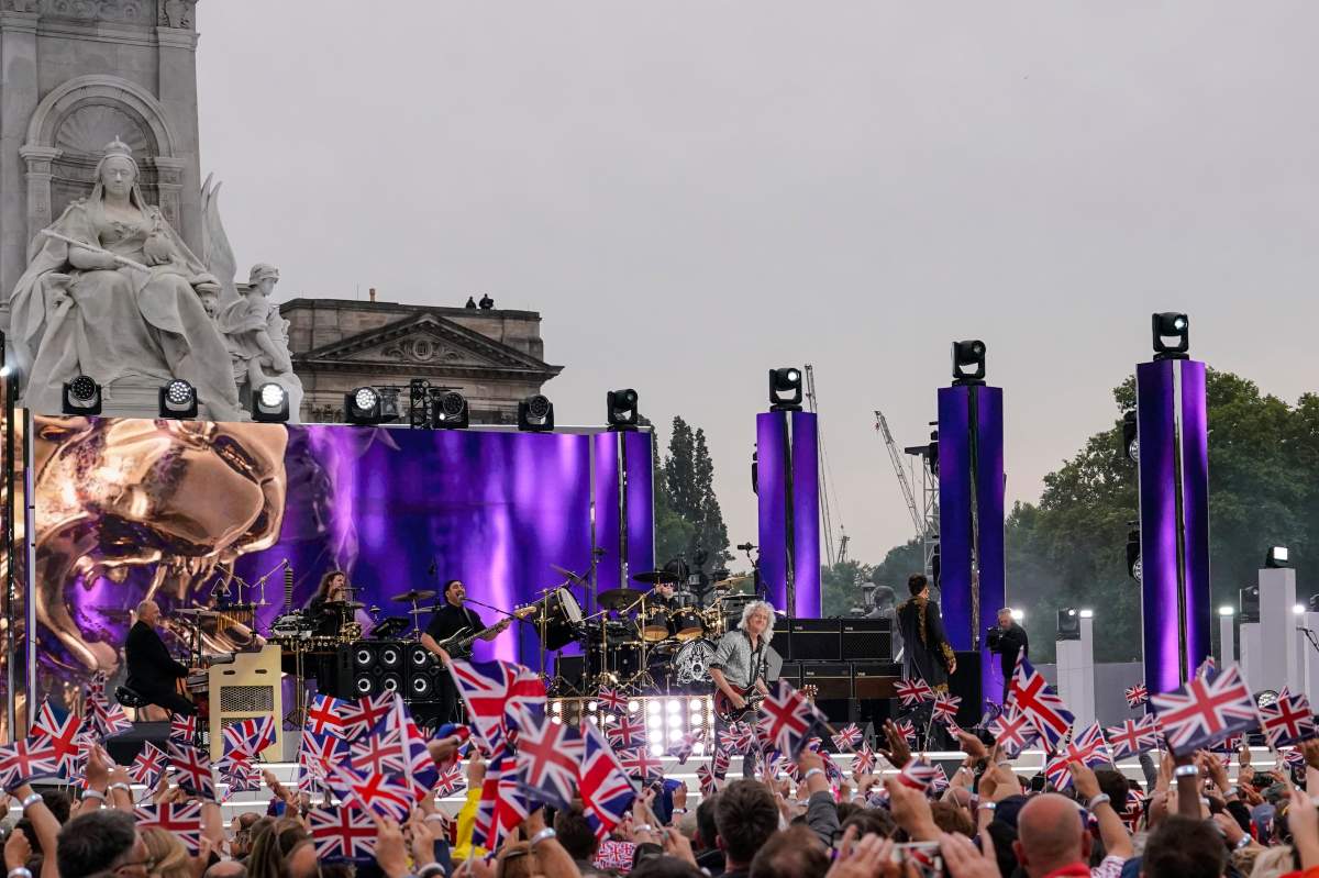 The Queen's Platinum Jubilee concert got underway at Buckingham Palace.