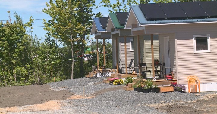 Fredericton tiny house project gets $13 million in funding from province, Ottawa