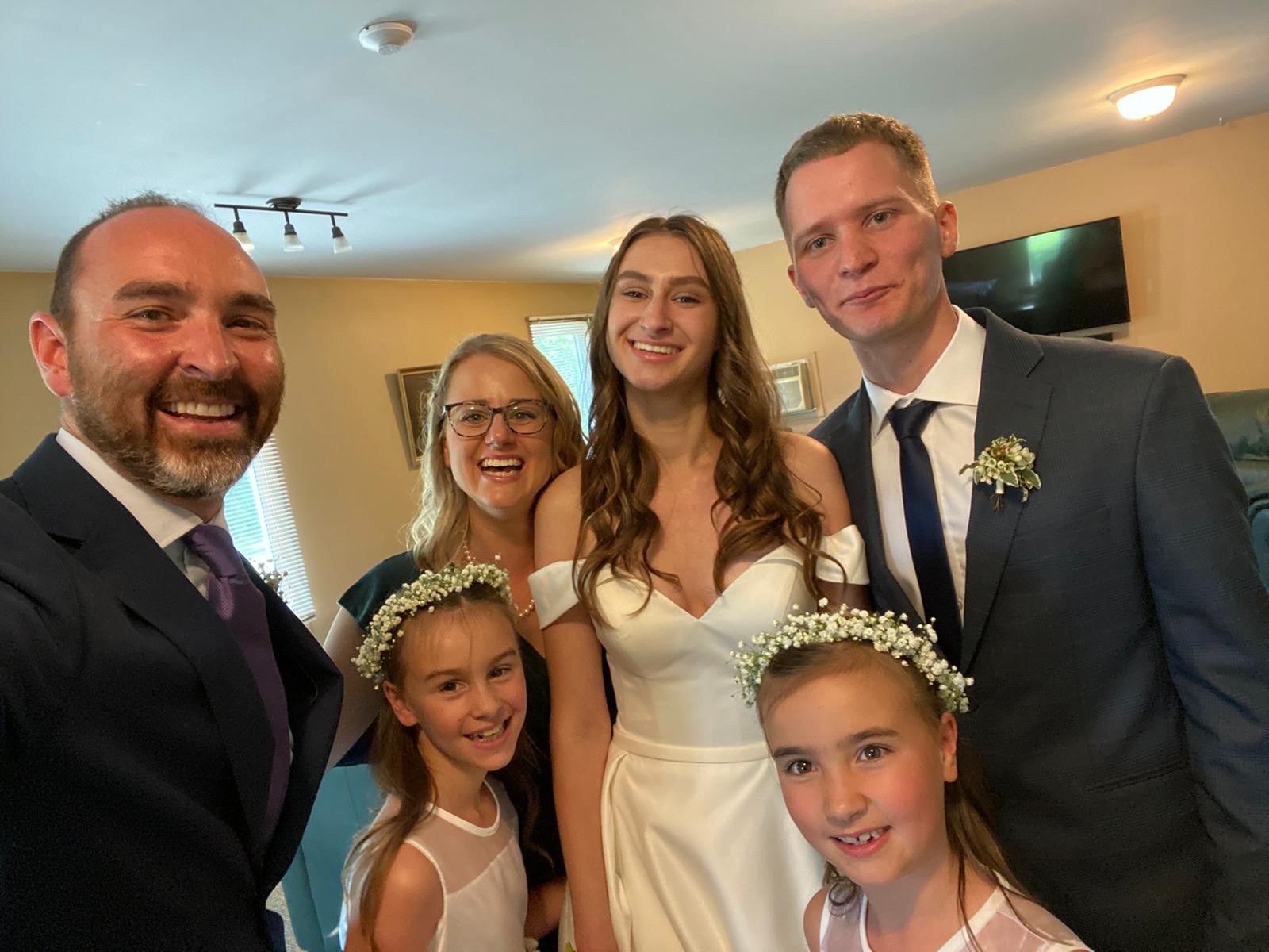 ‘Very Special For Us’: Ukrainian Couple Marries Days After Arriving In Manitoba As Refugees – Winnipeg | Globalnews.ca