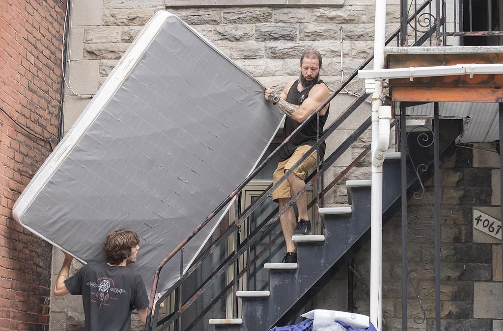 Montreal gears up for moving day amid housing crisis – Montreal | 24CA News