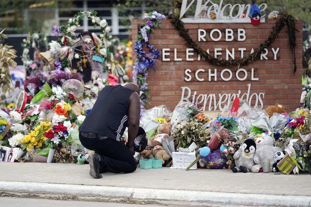 Photo of a memorial for victims in the Uvalde elementary school shooting