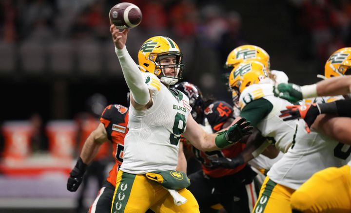Edmonton Elks quarterback Nick Arbuckle (9) passes during the second half of CFL football game against the B.C. Lions in Vancouver, on Saturday, June 11, 2022. 