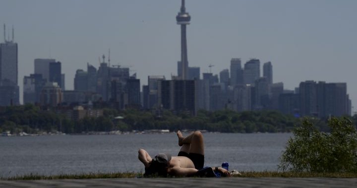 Toronto researchers examine how to adapt to extreme heat