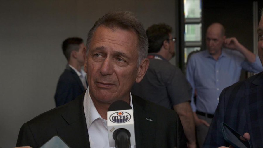 Ken Holland at draft for Oilers