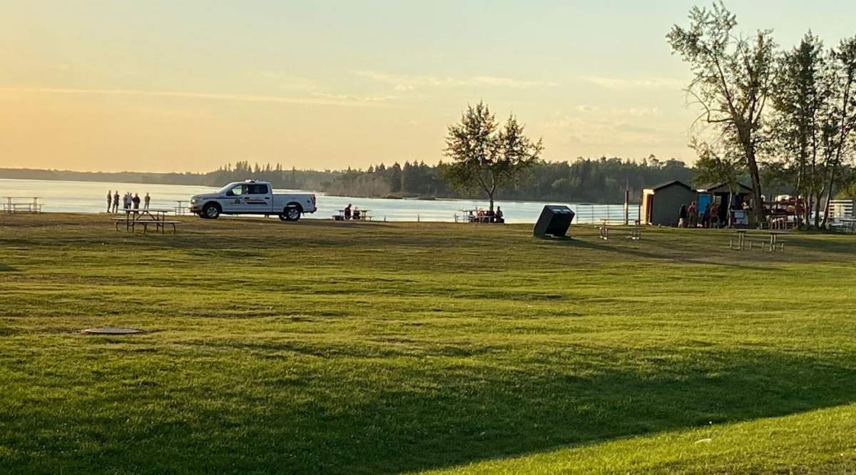 Search underway in Elk Island National Park