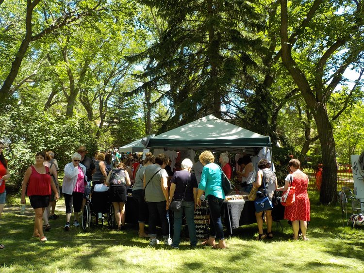 ParkArt, Moose Jaw Museum & Art Gallery’s largest and longest-running annual fundraiser, returns to 
Crescent Park Friday, July 1, 2022 from 10 a.m. to 4 p.m. 