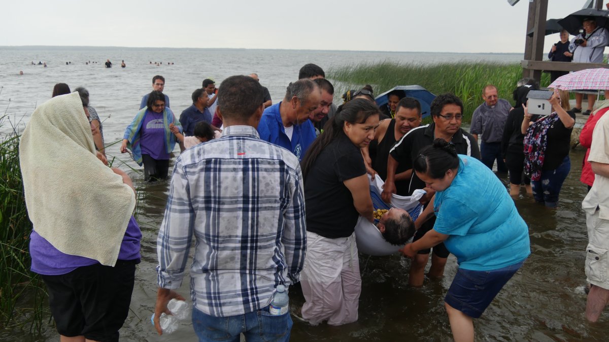 Lac Ste. Anne Pilgrims